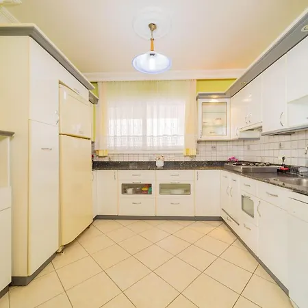 Pleasant Flat Near Beach With Amazing Sea View And Balcony In Alanya, Antalya * Kargicak (Alanya)