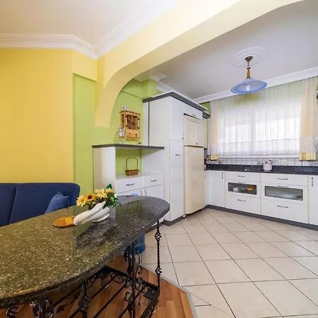 Pleasant Flat Near Beach With Amazing Sea View And Balcony In Alanya, Antalya